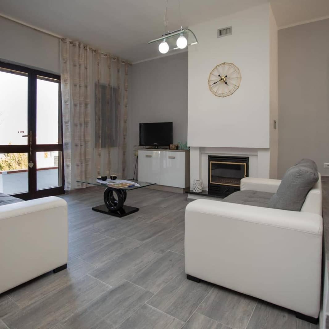 فيلا Sweethouse Pula Porto Columbu - Perd'E Sali المظهر الخارجي الصورة